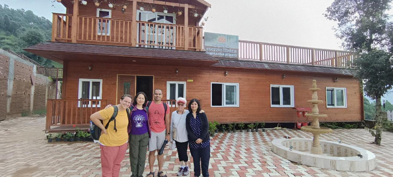 Vanprastha Resorts Dwarahat Esterno foto