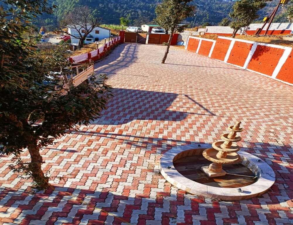 Vanprastha Resorts Dwarahat Esterno foto