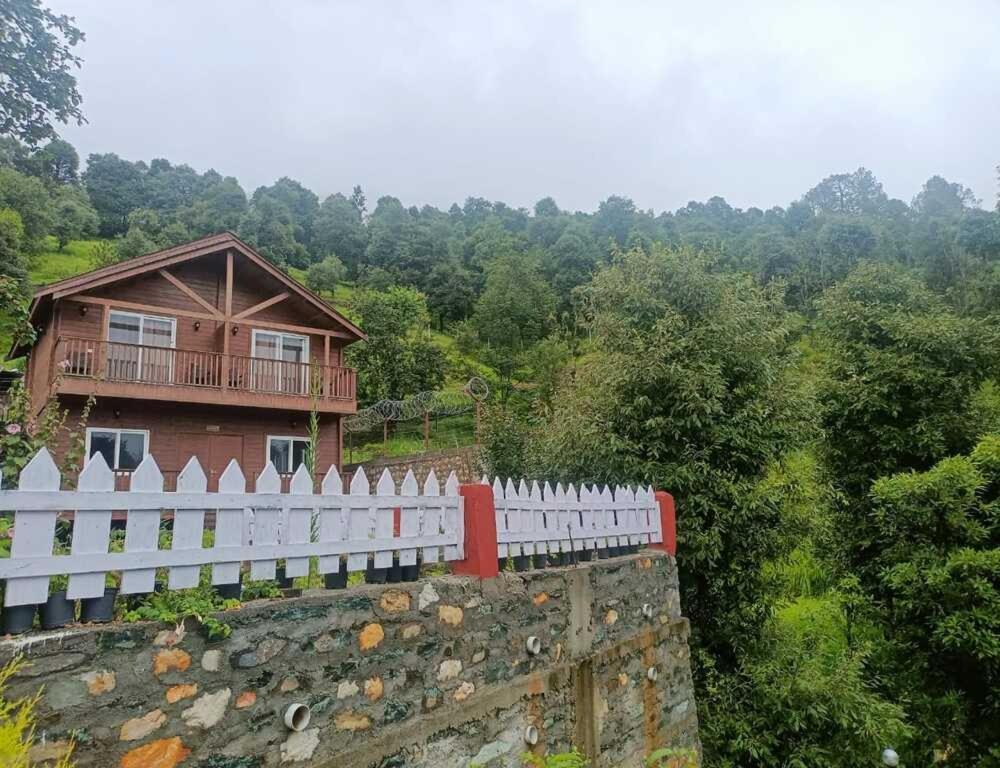 Vanprastha Resorts Dwarahat Esterno foto