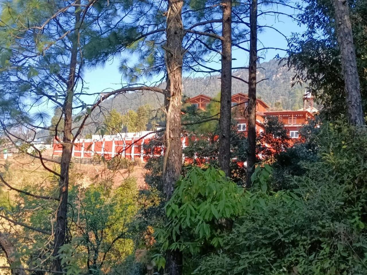 Vanprastha Resorts Dwarahat Esterno foto