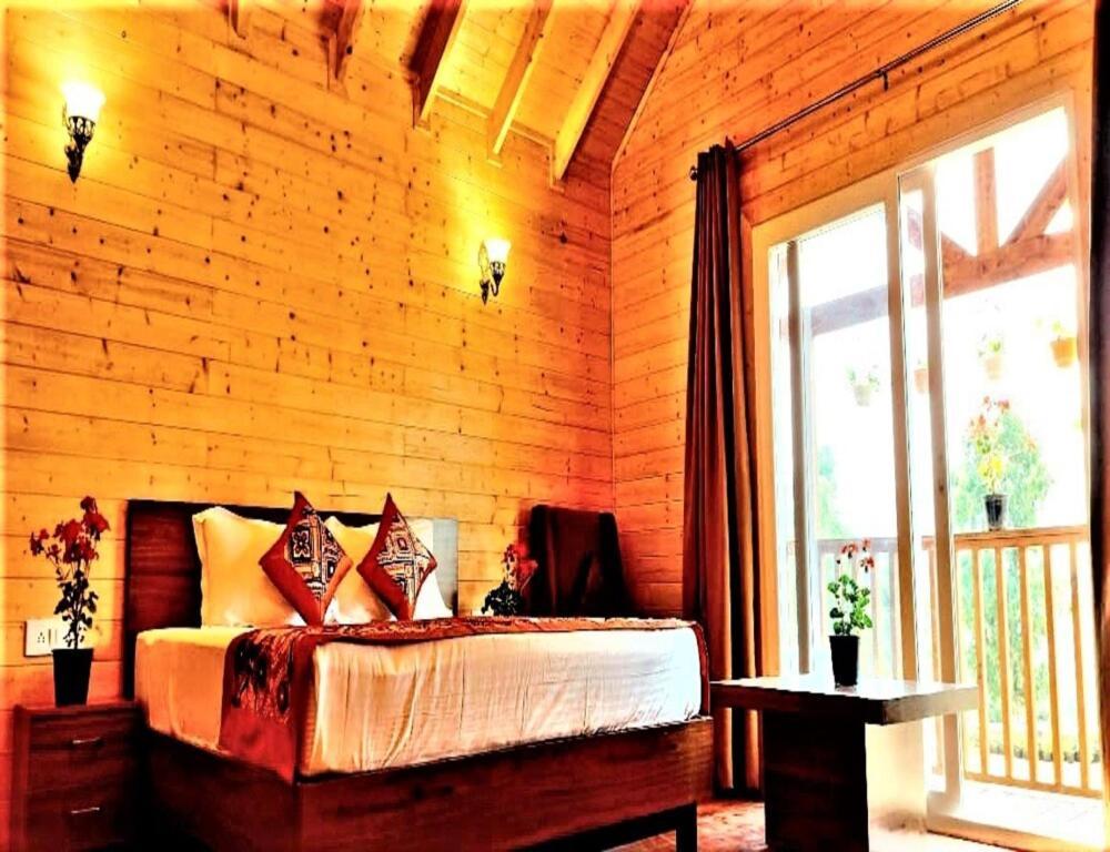Vanprastha Resorts Dwarahat Esterno foto