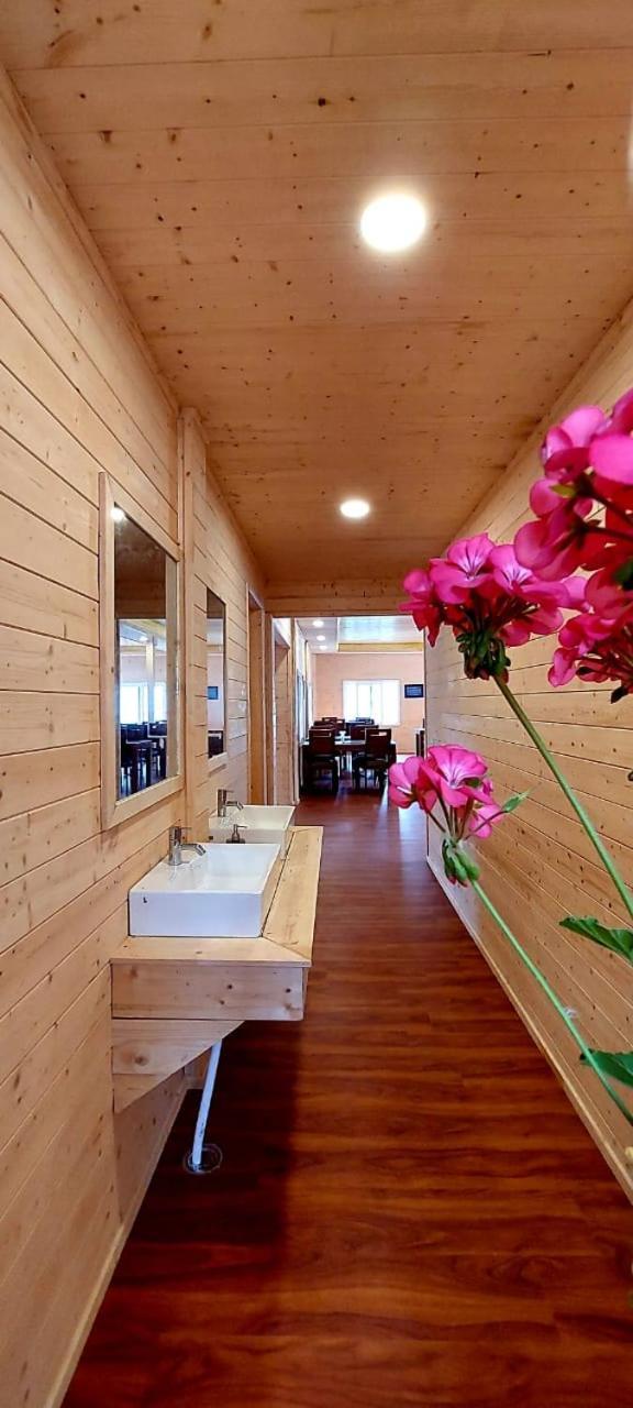 Vanprastha Resorts Dwarahat Esterno foto
